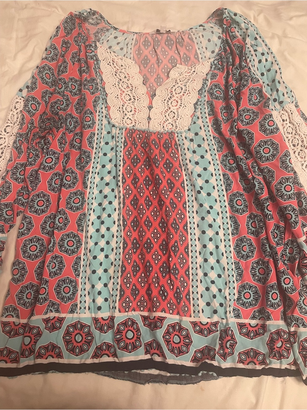 crown & ivy Coral and Aqua Crochet-Trim Boho Tunic